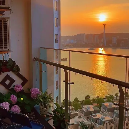 Amber Homestay Ha Long